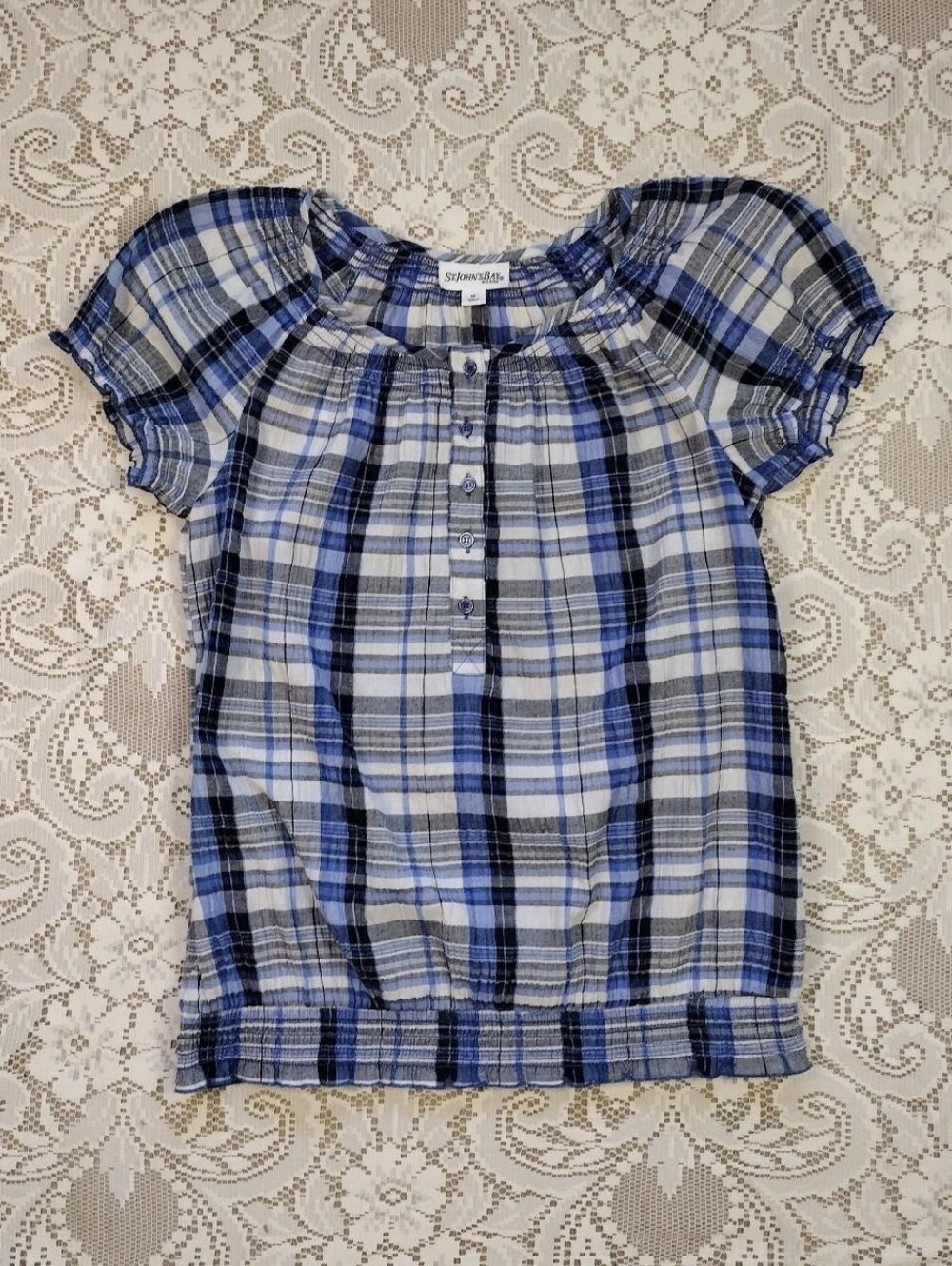 early 2000s whimsy blue and white plaid puff sleeve blouse